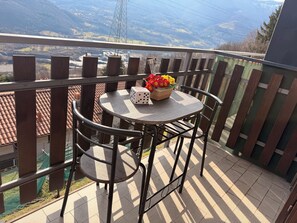 Outdoor dining - Montira-Lago&Monti (Valle delle Fontane)