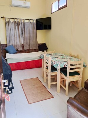 Interior - Full house near the sea in Guazuvirá - Quiet and bright. Ideal for families (Guazú-Virá)