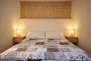 2 室のベッドルーム、WiFi、ベッドシーツ