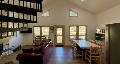 4K River Ranch • River Cabin 1 (sleeps 6)