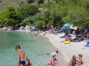On the beach - Classic One Bedroom Apartment with Sea View and Terrace (Stanici)