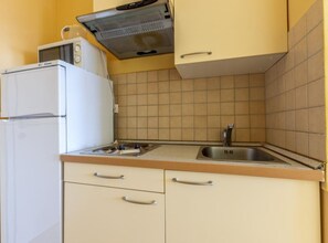 Fridge, microwave, stovetop, cookware/dishes/utensils - Premium One Bedroom Apartment with Sea View and Terrace (Stanici)