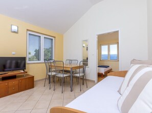 Internet, bed sheets - Premium Two Bedroom Apartment with Sea View and Terrace (Stanici)