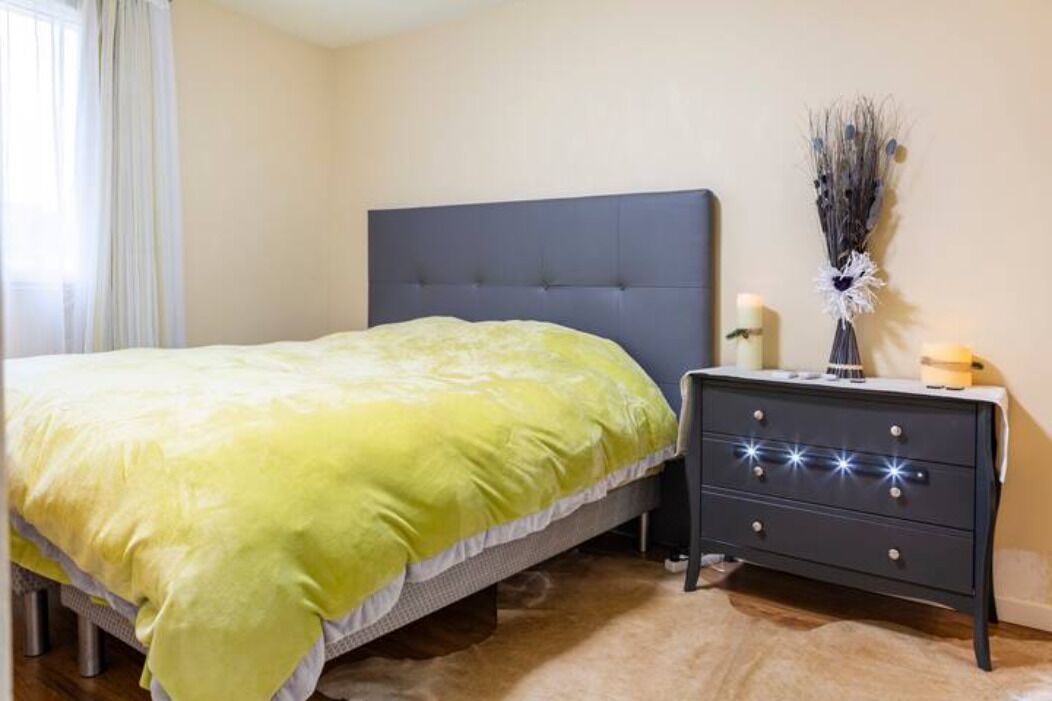 Chambre Privée Victorienne | Yksilöllisesti sisustettu, yksilöllisesti kalustettu, työpöytä