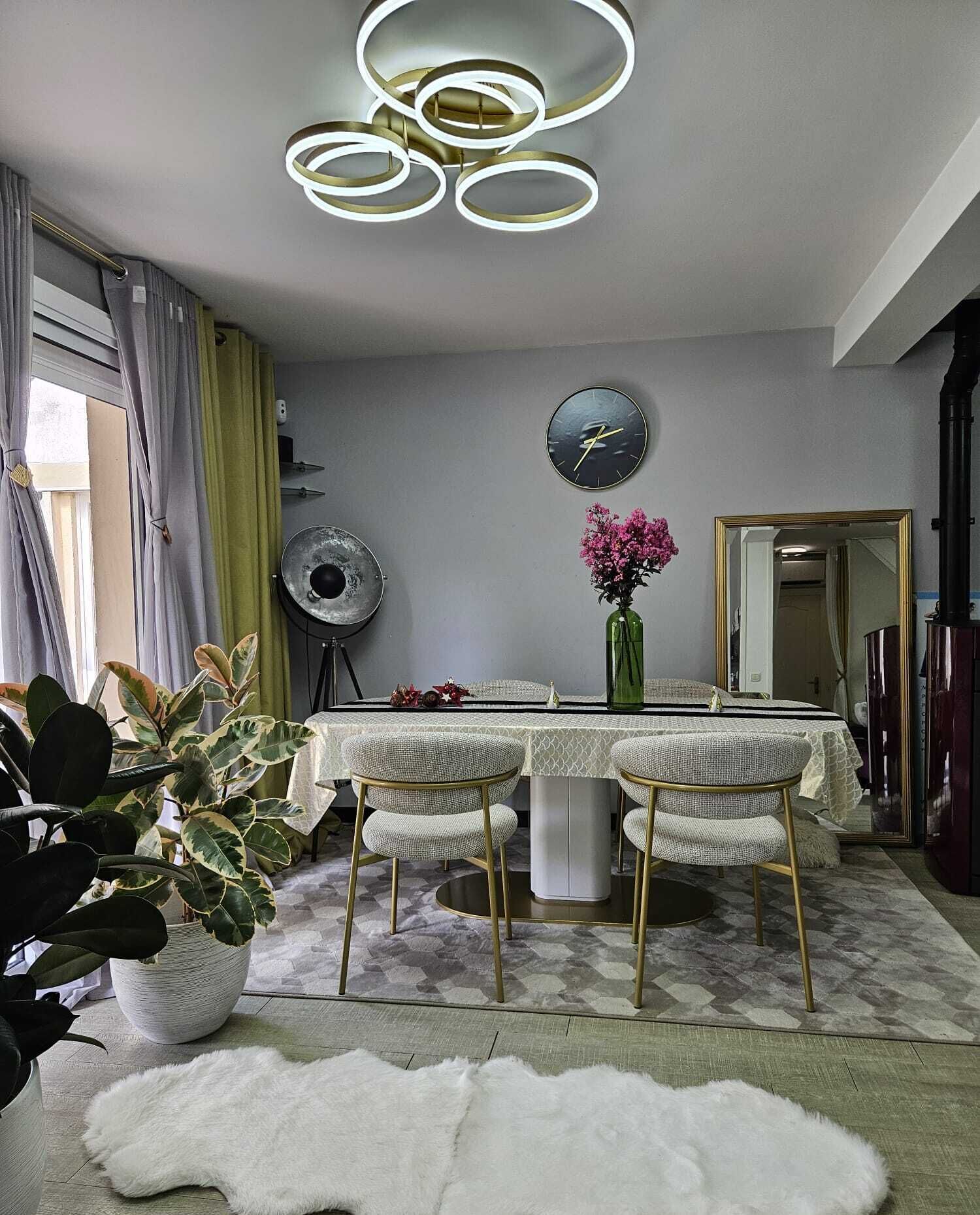 Chambre Privée Victorienne | Dining