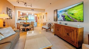 TV - Sunlit Island Suite w/ Lanai Access & Sunset Ambiance - Experience Live Music! (Hawaii County)