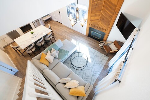 Newly Renovated Ski Chalet at Canyons Park City
