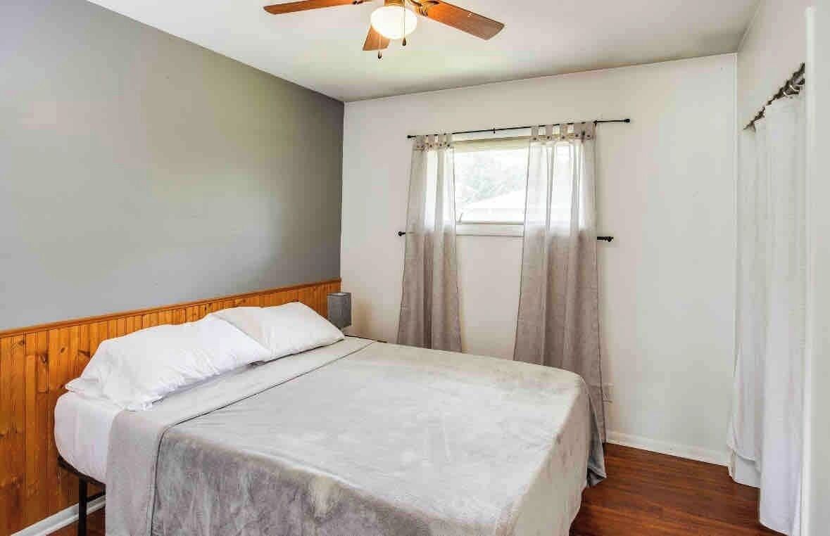 3 bedrooms, iron/ironing board, travel crib, WiFi