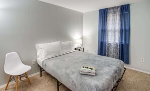 3 Schlafzimmer, Bügeleisen/Bügelbrett, WLAN, Bettwäsche