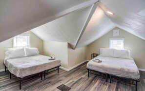 4 Schlafzimmer, Bügeleisen/Bügelbrett, WLAN, Bettwäsche