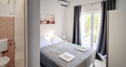 5 bedroom stunning home in Nevidane