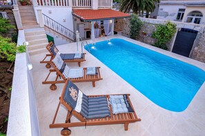 Alberca al aire libre 