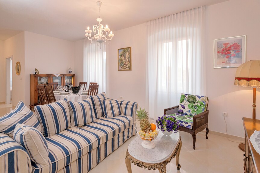 Perfect 3-bedroom 4 Bathrooms Villa Waterfront With Pool, Bbq,panoramic Sea View - Jelsa