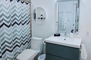 Shower, hair dryer, towels, soap - New, Climbing loft, hot tub, 2 King, House is Experience, Family Friendly! (Edmonton)