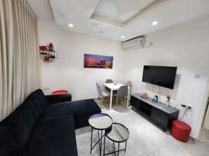 Living area - Charming two-bedroom apartment On The Sea Bat Yam (Bat Yam)