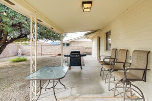 Terrace/patio - Close to Golf! 55-Plus Snowbird Escape in Mesa (Mesa)