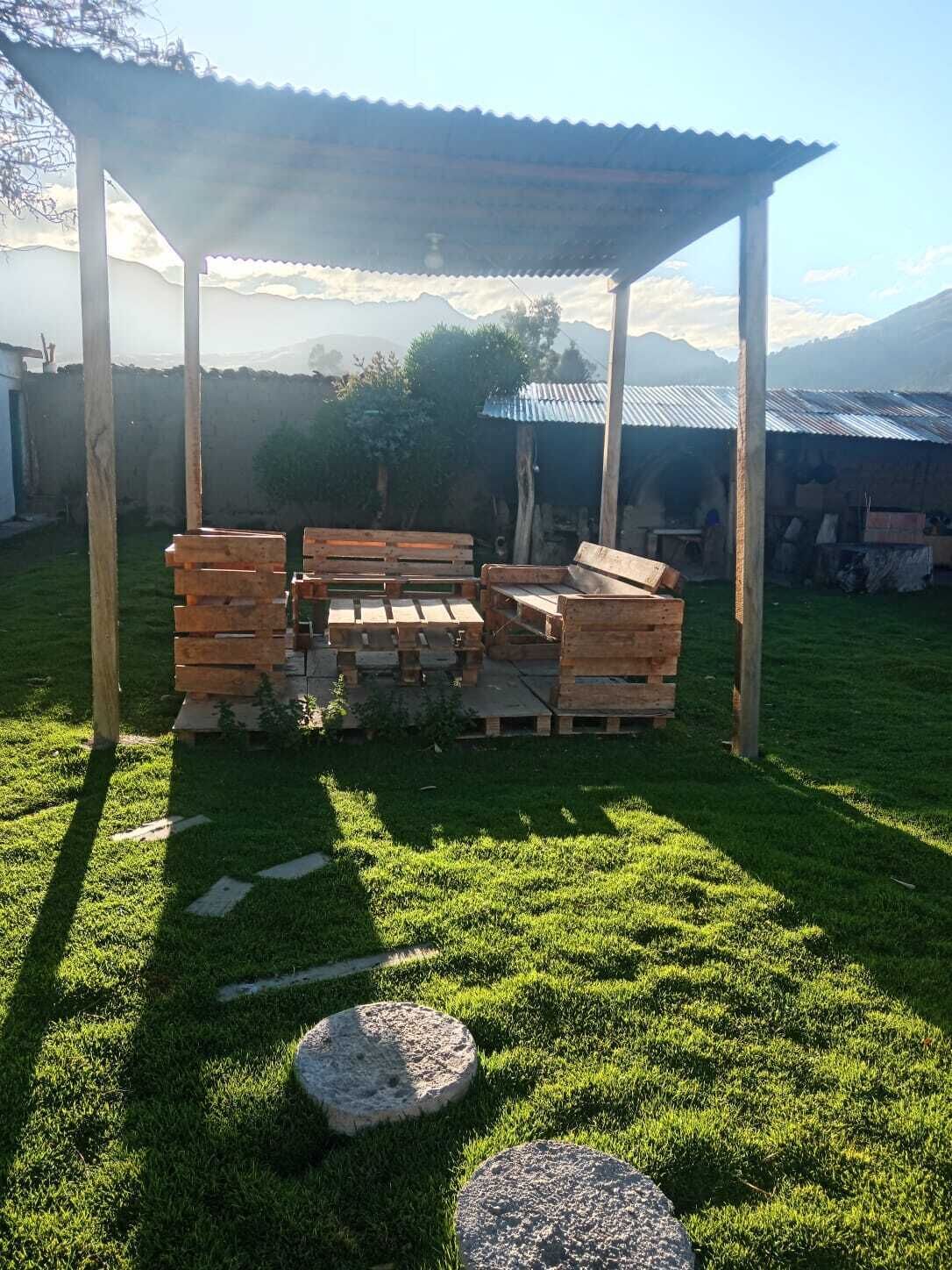 Familjehus - utsikt mot trädgården | Terrass/Patio