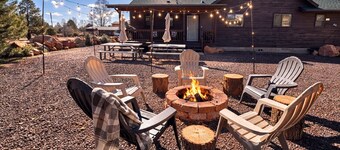 Budget Friendly Cabin with two Fire Pits