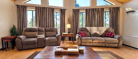 TV connectée, lecteur de DVD, livres, vidéothÚque