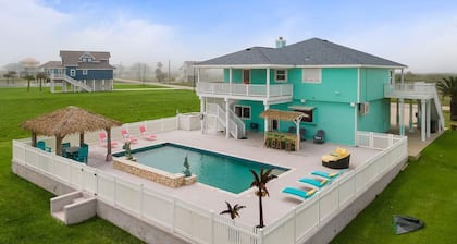Ranger Resort- Pool/Patio- Close to Beach