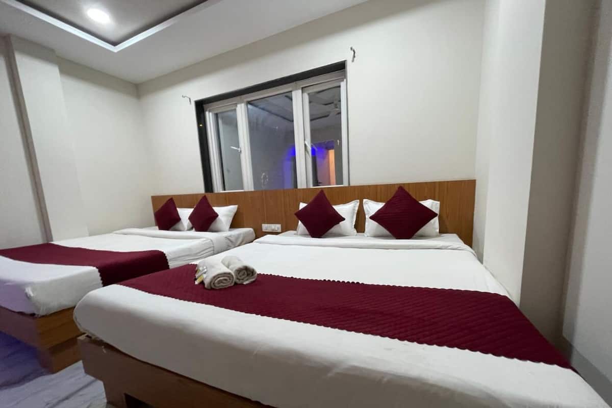 Superior Room | Desk, laptop workspace, free WiFi