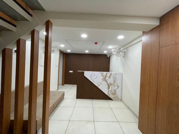 Interior - HOTEL LOTO CENTRAL UJJAIN STATION (Ujjain)