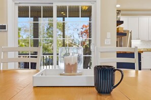Dining - Crescent Beach House; Sun, Sand, Golf, Relax & More (North Myrtle Beach)