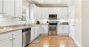 Fridge, microwave, oven, stovetop - Crescent Beach House; Sun, Sand, Golf, Relax & More (North Myrtle Beach)