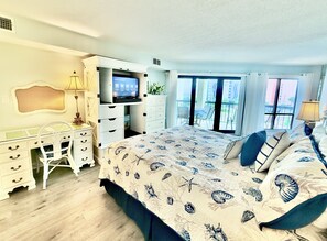 3 Schlafzimmer, Schreibtisch, Bügeleisen/Bügelbrett, WLAN