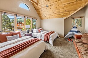 4 habitaciones, escritorio, tabla de planchar con plancha y wifi 