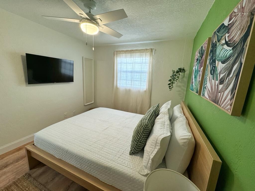 2 bedrooms, desk, iron/ironing board, free WiFi