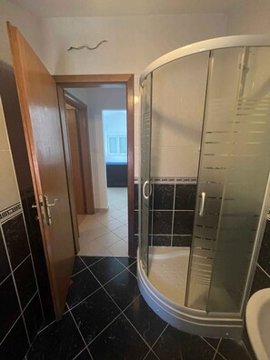 Bathroom - Holiday Apartment Jadranka (2+2) (Vodice)