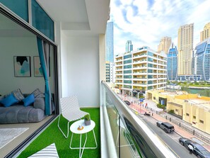 Property grounds - Luxury Brand New Studio  (Dubai)