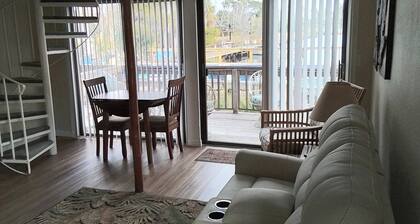 Peaceful Poolside Escape
Sawgrass Landings 1 Bedroom Condo
Crystal River