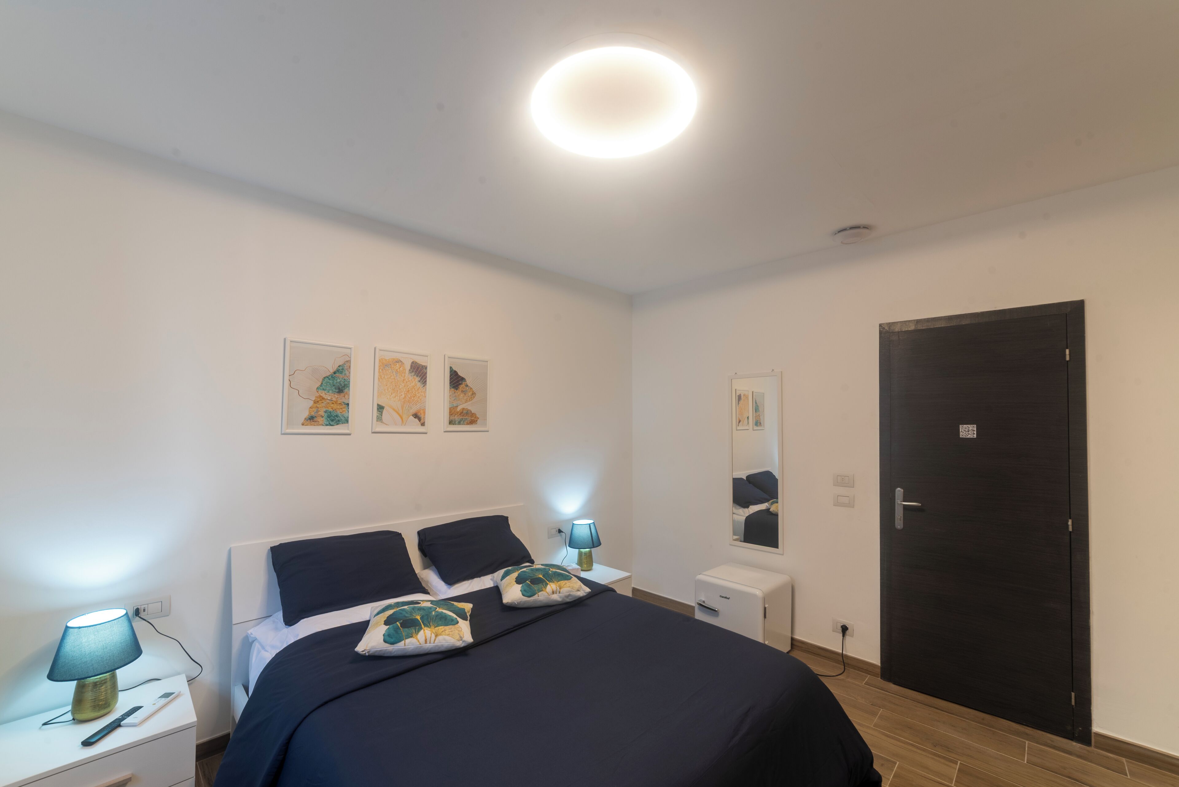 1 camera, una cassaforte in camera, Wi-Fi gratuito, lenzuola