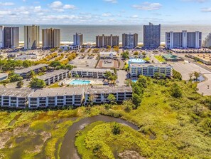 Exterior - Bayside Condo w/ Great Pool and Short Beach Walk (Ocean City)