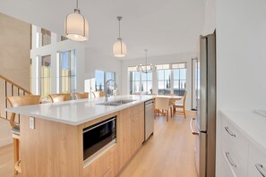 Fridge, microwave, oven, stovetop - Beautiful, Modern brand-new 4 bedroom,3.5 bath home with breathtaking views (Vernon)