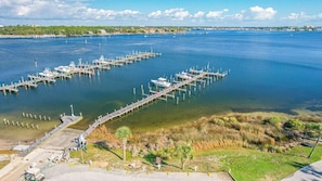 Marina - 238 Barracuda Dr. - Grea 2 Bedroom Home - Corner Lot with Golf Cart (Panama City Beach)