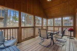 Outdoor dining - Blue Sky Lodge  For 4 (Branson West)