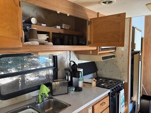 Microonde, forno, piano cottura