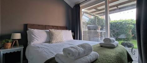 5 bedrooms, iron/ironing board, travel cot, free WiFi