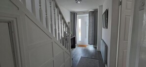 Interior - 5 double bedrooms in centre of Stanground (Peterborough)