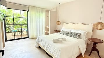 Deluxe Apartment, Patio, Garden View