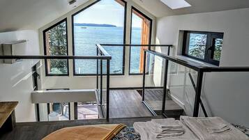 1 chambre, fer et planche Ă repasser, Wi-Fi gratuit, draps fournis