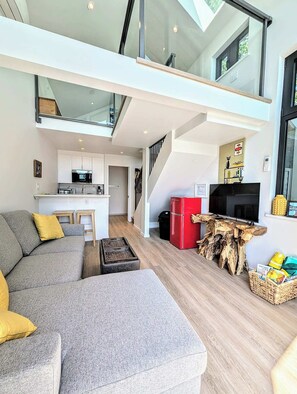 Fernseher, Arbeitsbereiche