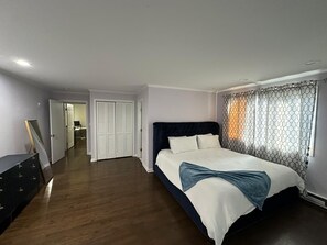 4 bedrooms, WiFi, bed sheets