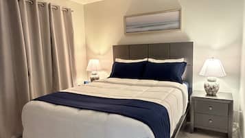 2 chambres, coffres-forts dans les chambres, bureau