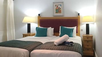 3 bedrooms, iron/ironing board, Internet, bed sheets