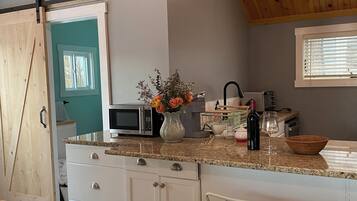 Microwave, stovetop, dishwasher