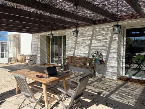 Les amandiers Maison charme entre Méditerranee et étang Thau